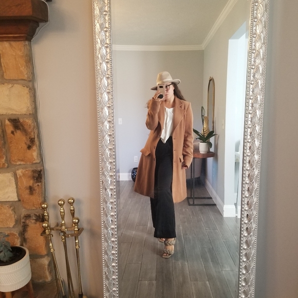 Tan Coat - Picture 3 of 6